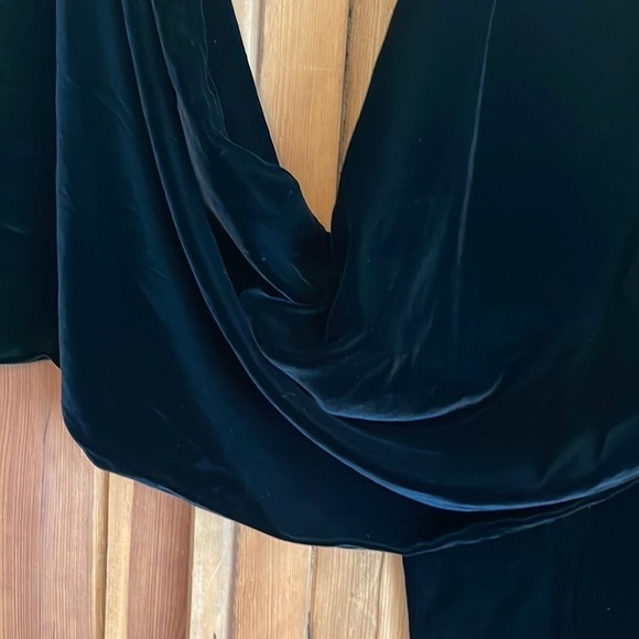 BLACK ALEXANDRA LUXURY VELVET STOLE LA JOLLA, CALIFORNIA - Picture 10 of 15